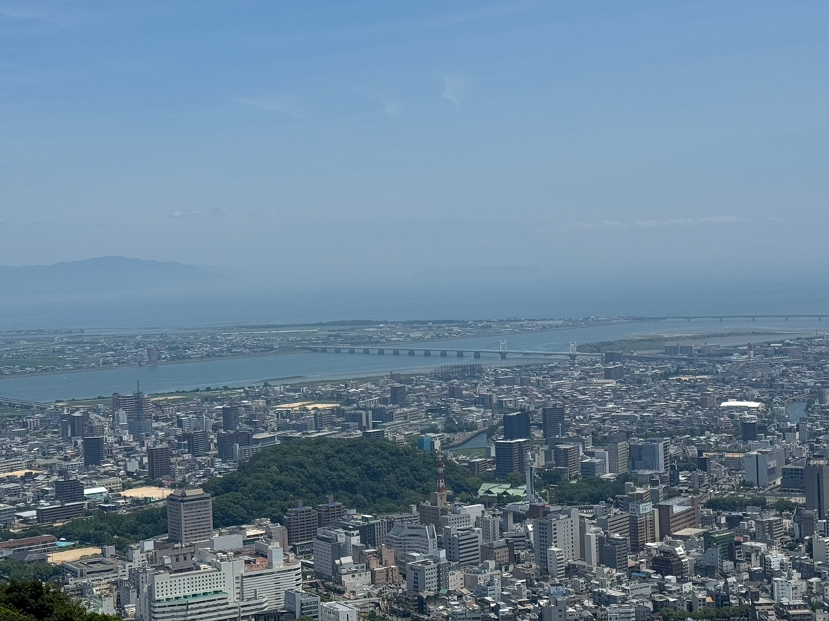 眉山山頂.