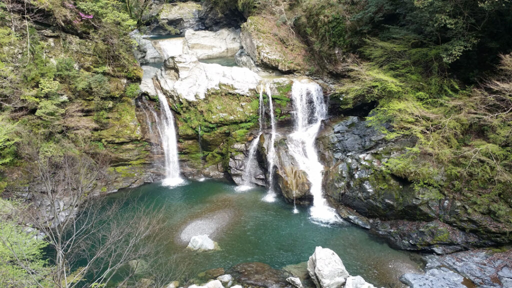 旧木沢村　大轟の滝